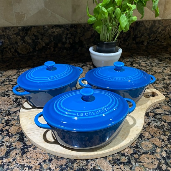 Le Creuset Marseille Blue Stoneware Cocotte Set - Picture 1 of 3